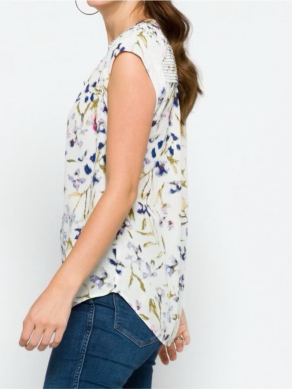 Daniel Rainn White Floral Notch-Neck Cap Sleeve Blouse Women’s size medium - Picture 3 of 9